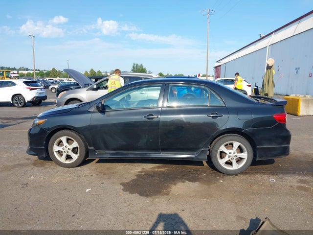 45631239 :رقم المزاد ، 2T1BU4EE1CC858984 vin ، 2012 Toyota Corolla S مزاد بيع