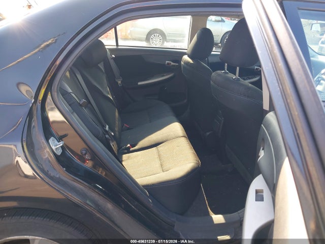 45631239 :رقم المزاد ، 2T1BU4EE1CC858984 vin ، 2012 Toyota Corolla S مزاد بيع