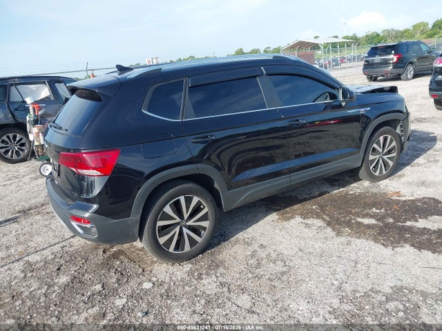 Aukcja sprzedaży 2022 Volkswagen Taos 1.5t Se, vin: 3VVLX7B25NM080756, numer aukcji: 45631241
