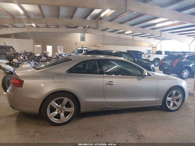 Продажа на аукционе авто 2013 Audi A5 2.0t Premium, vin: WAULFAFR2DA043162, номер лота: 45631242