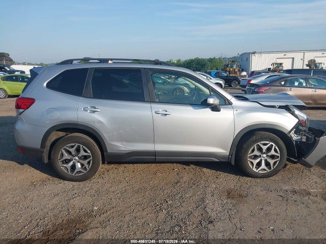 45631245 :رقم المزاد ، JF2SKAGCXKH452844 vin ، 2019 Subaru Forester Premium مزاد بيع
