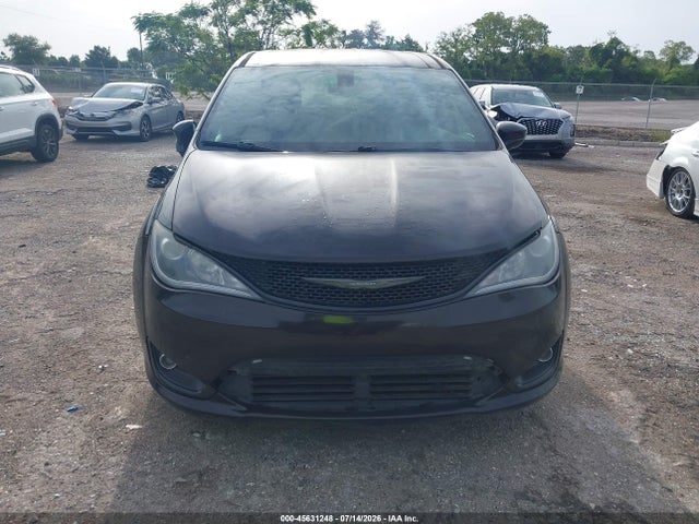 Продаж на аукціоні авто 2018 Chrysler Pacifica Touring Plus, vin: 2C4RC1FG2JR289303, номер лоту: 45631248