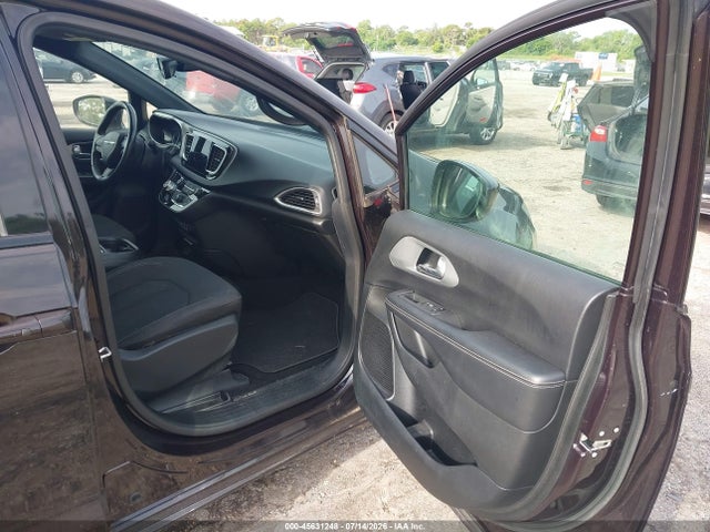 Продаж на аукціоні авто 2018 Chrysler Pacifica Touring Plus, vin: 2C4RC1FG2JR289303, номер лоту: 45631248