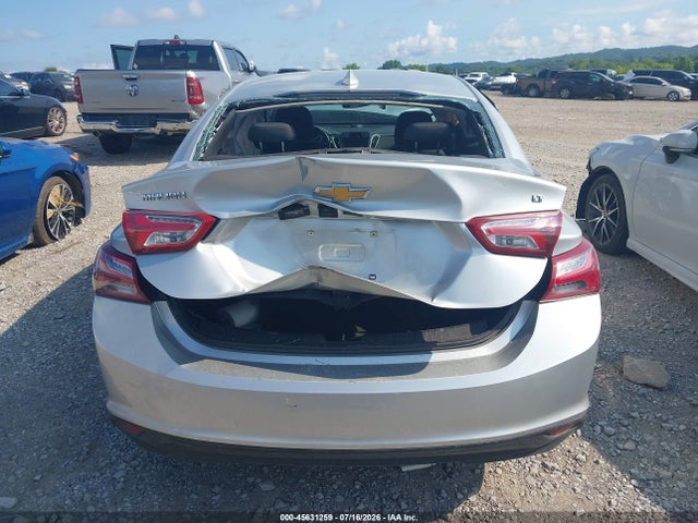 1G1ZD5STXNF122295 Chevrolet Malibu Fwd Lt
