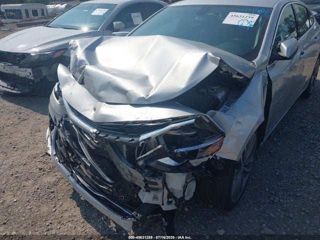 1G1ZD5STXNF122295 Chevrolet Malibu Fwd Lt