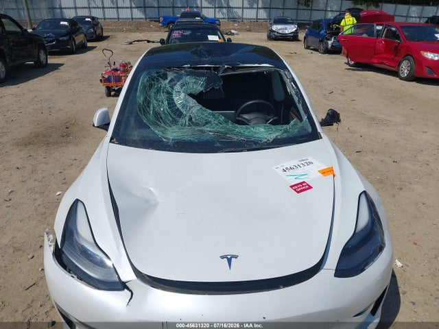 2022 Tesla Model 3 Long Range Dual Motor All-wheel Drive მანქანა იყიდება აუქციონზე, vin: 5YJ3E1EB1NF104312, აუქციონის ნომერი: 45631320