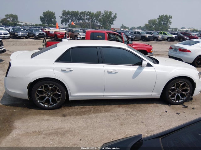 Chrysler 300 S 2015 2C3CCABG5FH829482 Image 14