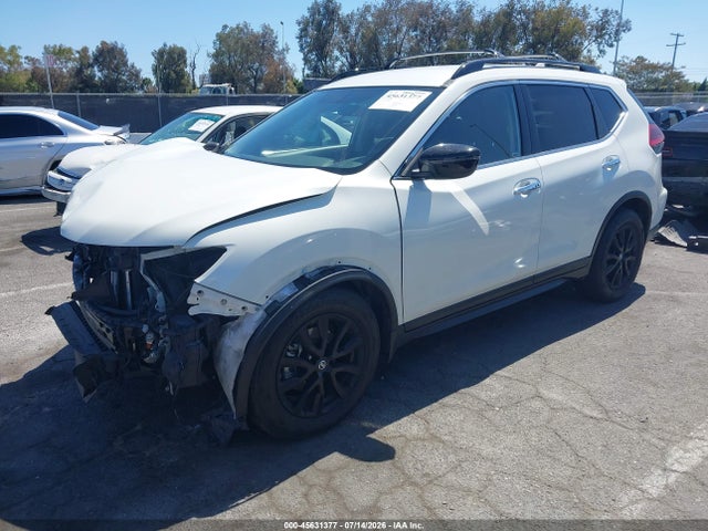 Nissan ROGUE SV 2018 5N1AT2MT9JC806135 Image 2