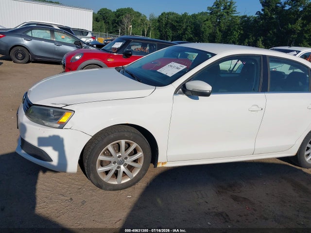Продаж на аукціоні авто 2013 Volkswagen Jetta 2.5l Se, vin: 3VWBX7AJ1DM401044, номер лоту: 45631380