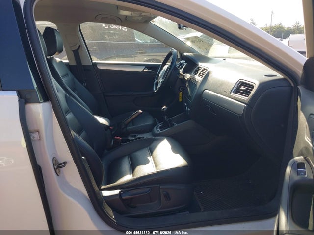 Продаж на аукціоні авто 2013 Volkswagen Jetta 2.5l Se, vin: 3VWBX7AJ1DM401044, номер лоту: 45631380