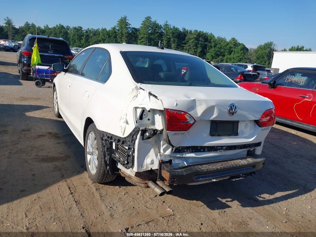 Продаж на аукціоні авто 2013 Volkswagen Jetta 2.5l Se, vin: 3VWBX7AJ1DM401044, номер лоту: 45631380