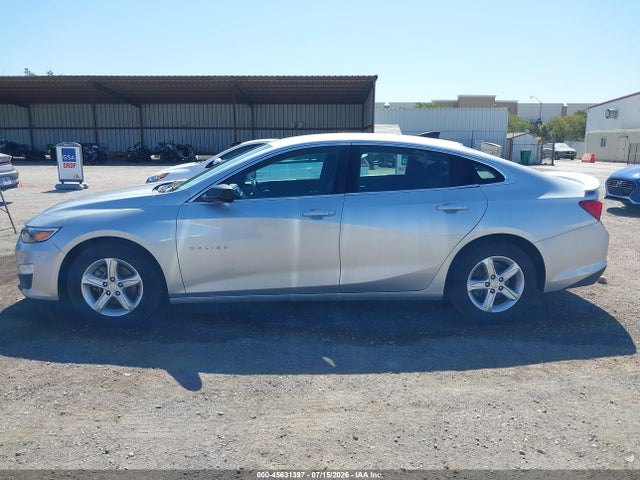 1G1ZC5STXLF010869 Chevrolet Malibu Fwd 1fl