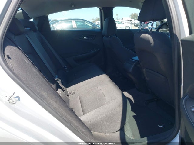 1G1ZC5STXLF010869 Chevrolet Malibu Fwd 1fl