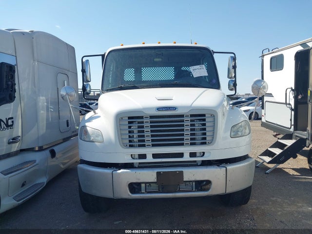 Freightliner M2 106 2017 1FVHCYCY1HHJA7145 Image 12