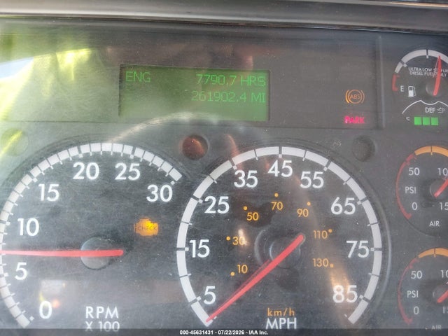 Freightliner M2 106 2017 1FVHCYCY1HHJA7145 Image 7