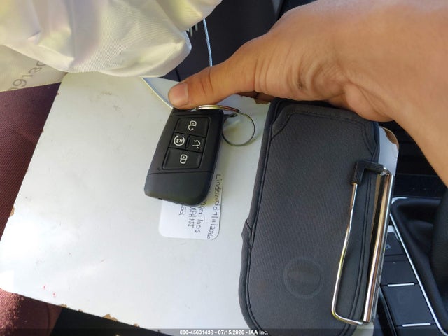 45631438 :رقم المزاد ، 3VVSC7B20SM080652 vin ، 2025 Volkswagen Taos 1.5t Se مزاد بيع
