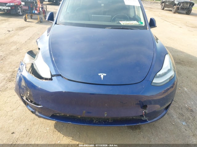 45631466 :رقم المزاد ، 7SAYGDEE6NF372867 vin ، 2022 Tesla Model Y Long Range Dual Motor All-wheel Drive مزاد بيع