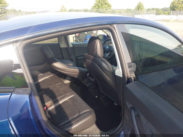 45631466 :رقم المزاد ، 7SAYGDEE6NF372867 vin ، 2022 Tesla Model Y Long Range Dual Motor All-wheel Drive مزاد بيع