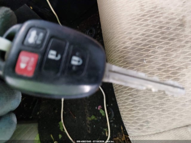 Toyota COROLLA LE 2018 2T1BURHE5JC009477 Image 11