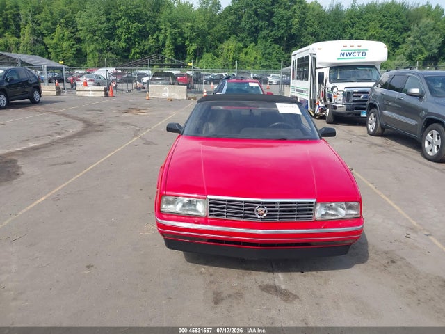 Продажа на аукционе авто 1993 Cadillac Allante, vin: 1G6VS3391PU125882, номер лота: 45631567