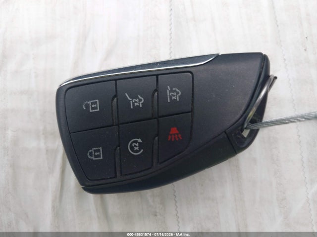 Продажа на аукционе авто 2024 Chevrolet Suburban 2wd Premier, vin: 1GNSCFKD1RR204602, номер лота: 45631574