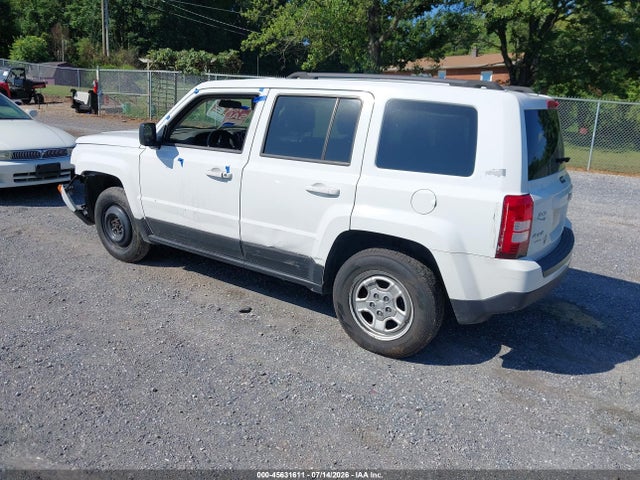 45631611 :رقم المزاد ، 1C4NJRBB8ED927141 vin ، 2014 Jeep Patriot Sport مزاد بيع