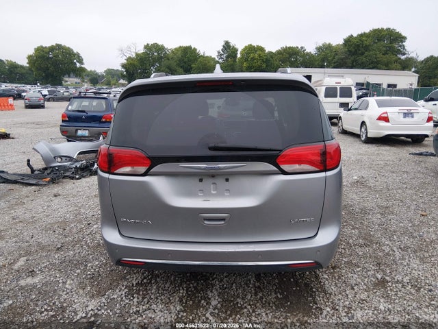 Продажа на аукционе авто 2018 Chrysler Pacifica Limited, vin: 2C4RC1GG7JR272494, номер лота: 45631623