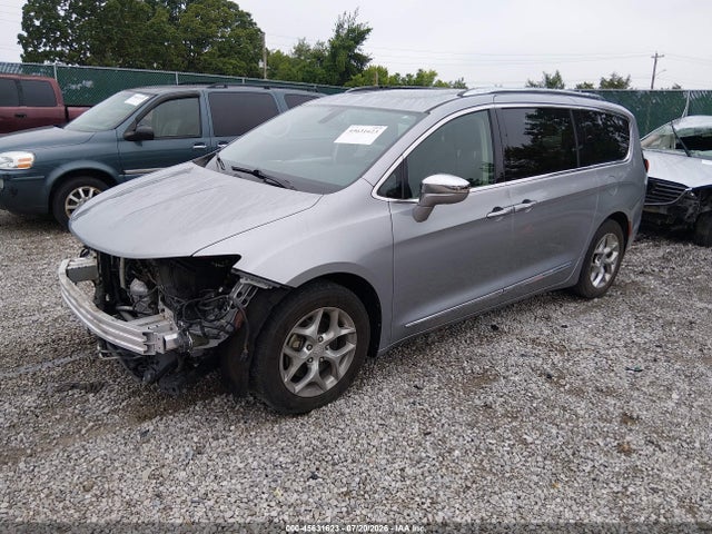 Продажа на аукционе авто 2018 Chrysler Pacifica Limited, vin: 2C4RC1GG7JR272494, номер лота: 45631623