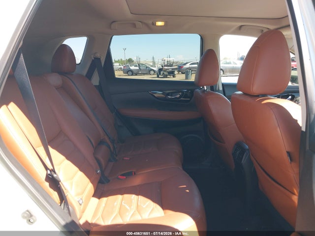 JN8AT2MT1JW489720 Nissan Rogue Sl