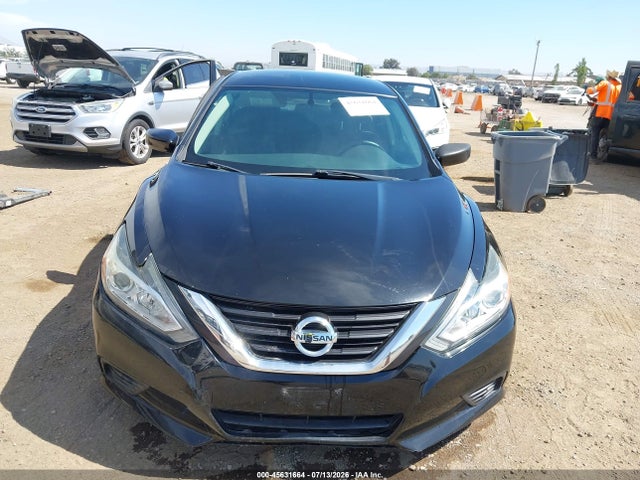 1N4AL3AP7JC275461 Nissan Altima 2.5 S