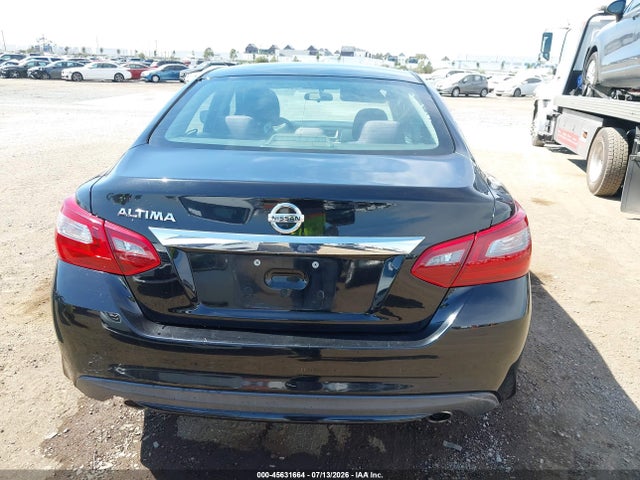 1N4AL3AP7JC275461 Nissan Altima 2.5 S