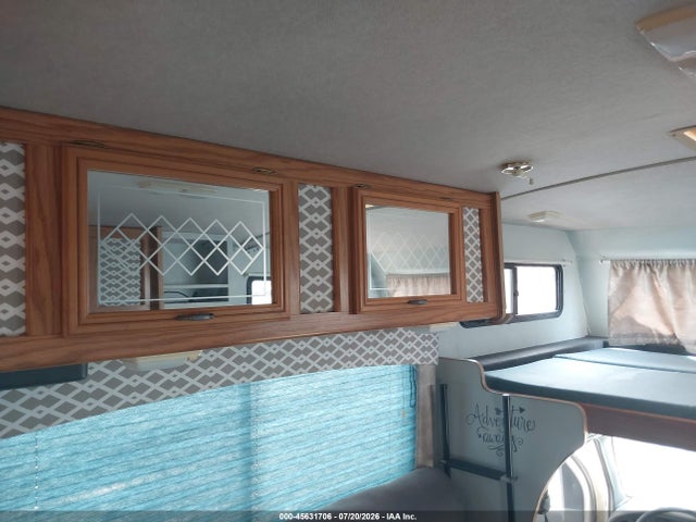 45631706 :رقم المزاد ، 1FDKE30G2SHA22655 vin ، 1995 Ford Econoline E350 Cutaway Van مزاد بيع