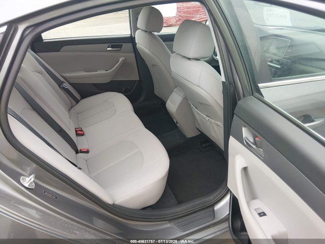 Hyundai SONATA ECO 2019 5NPE24AA3KH775946 Image 8