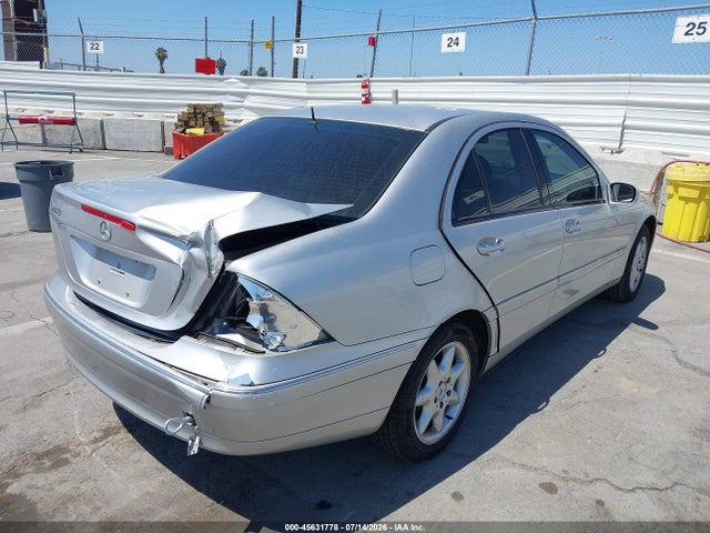 2002 Mercedes-benz C 240 მანქანა იყიდება აუქციონზე, vin: WDBRF61J72E002770, აუქციონის ნომერი: 45631778