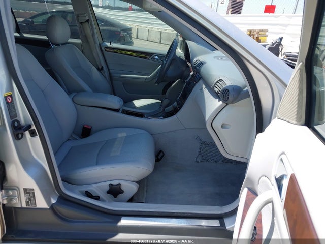 2002 Mercedes-benz C 240 მანქანა იყიდება აუქციონზე, vin: WDBRF61J72E002770, აუქციონის ნომერი: 45631778