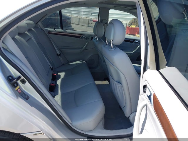 2002 Mercedes-benz C 240 მანქანა იყიდება აუქციონზე, vin: WDBRF61J72E002770, აუქციონის ნომერი: 45631778