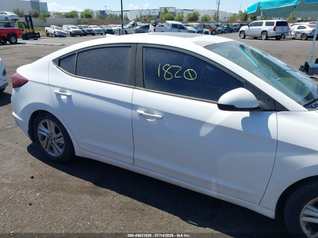 Hyundai Elantra Value Edition 2020 5NPD84LFXLH599014 Image 13