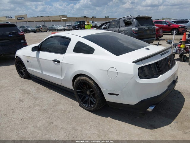 45631837 :رقم المزاد ، 1ZVBP8CF5B5132886 vin ، 2011 Ford Mustang Gt Premium مزاد بيع