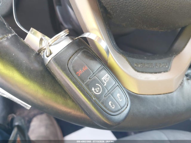 45631868 :رقم المزاد ، 1C4PJMCB2HD217697 vin ، 2017 Jeep Cherokee Latitude مزاد بيع