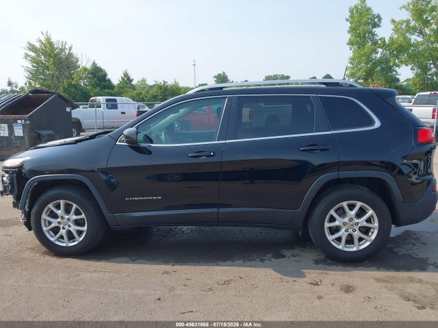 45631868 :رقم المزاد ، 1C4PJMCB2HD217697 vin ، 2017 Jeep Cherokee Latitude مزاد بيع