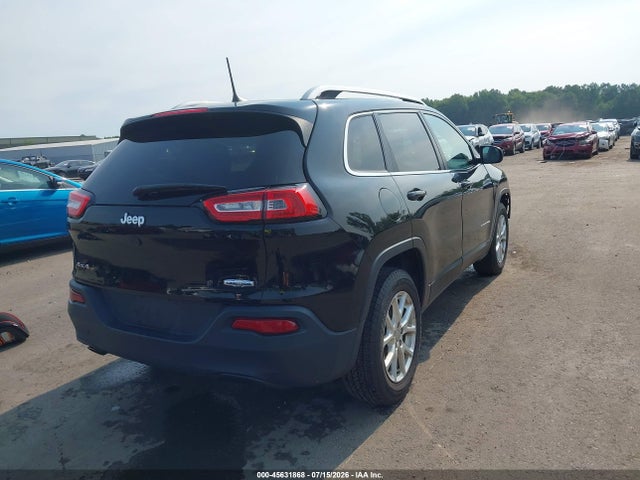 45631868 :رقم المزاد ، 1C4PJMCB2HD217697 vin ، 2017 Jeep Cherokee Latitude مزاد بيع