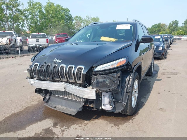 45631868 :رقم المزاد ، 1C4PJMCB2HD217697 vin ، 2017 Jeep Cherokee Latitude مزاد بيع