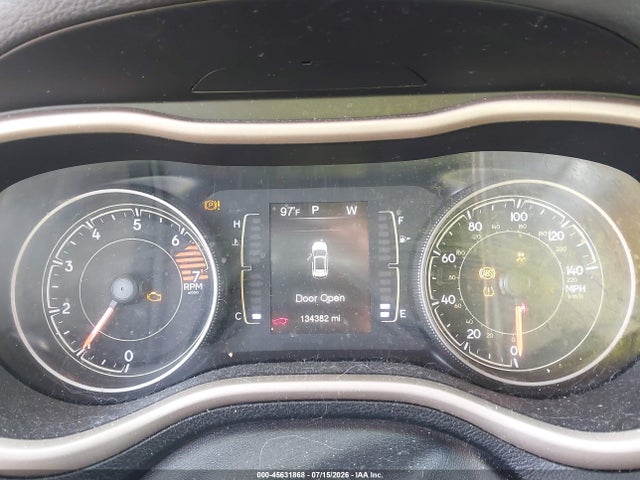 45631868 :رقم المزاد ، 1C4PJMCB2HD217697 vin ، 2017 Jeep Cherokee Latitude مزاد بيع