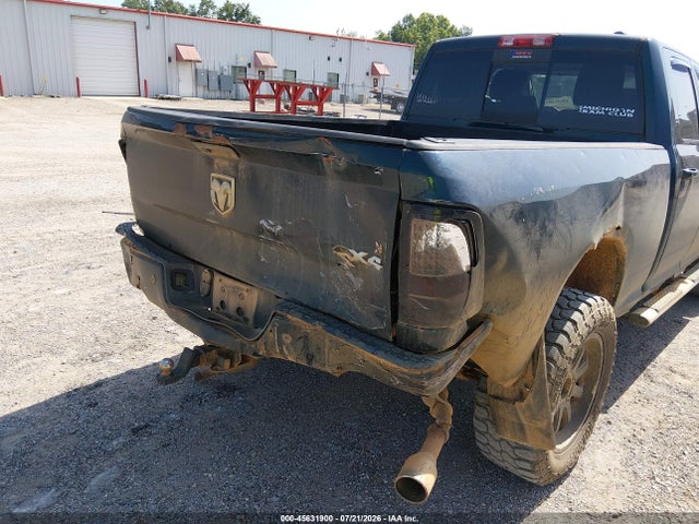 45631900 :رقم المزاد ، 1D7RV1GT8BS532334 vin ، 2011 Ram Ram 1500 Sport مزاد بيع