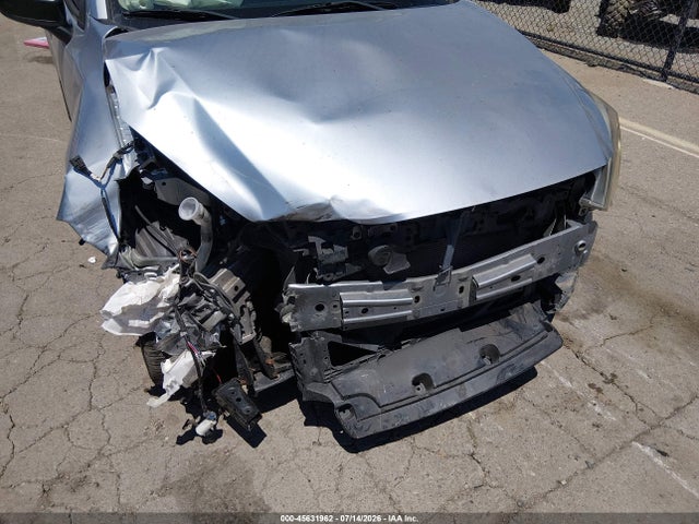 3MYDLBYV1JY321672 Toyota YARIS IA