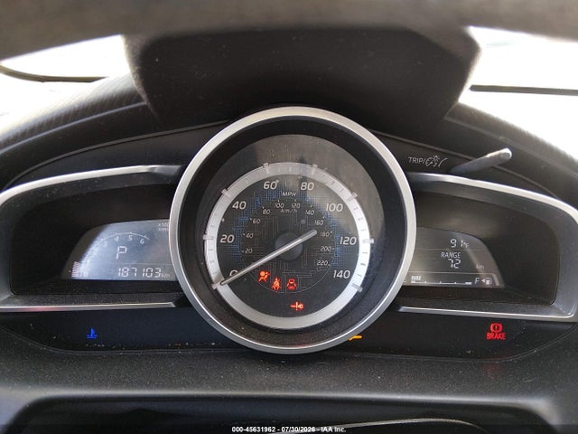 3MYDLBYV1JY321672 Toyota YARIS IA