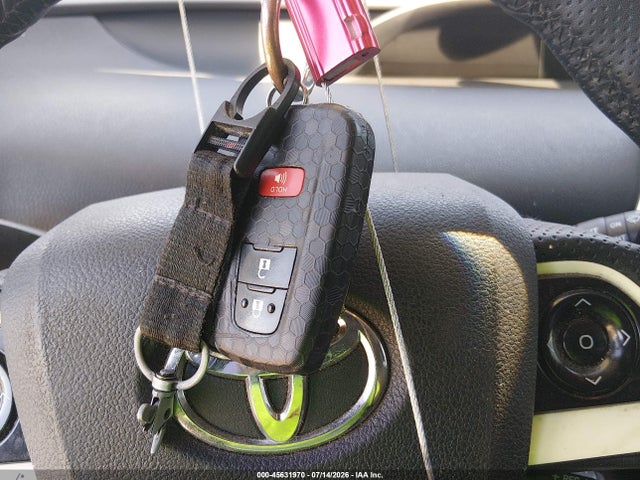 Toyota Prius Three 2016 JTDKARFU4G3512857 Image 11