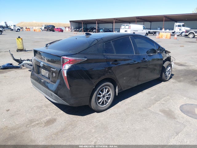 Toyota Prius Three 2016 JTDKARFU4G3512857 Image 4