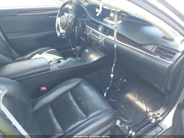 2015 Lexus Es 350 მანქანა იყიდება აუქციონზე, vin: JTHBK1GG2F2208954, აუქციონის ნომერი: 45631978