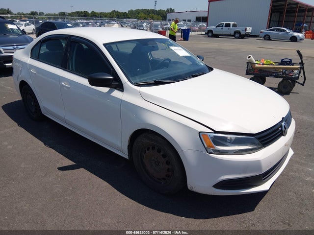 Продажа на аукционе авто 2012 Volkswagen Jetta 2.0l S, vin: 3VW2K7AJ8CM120615, номер лота: 45632003